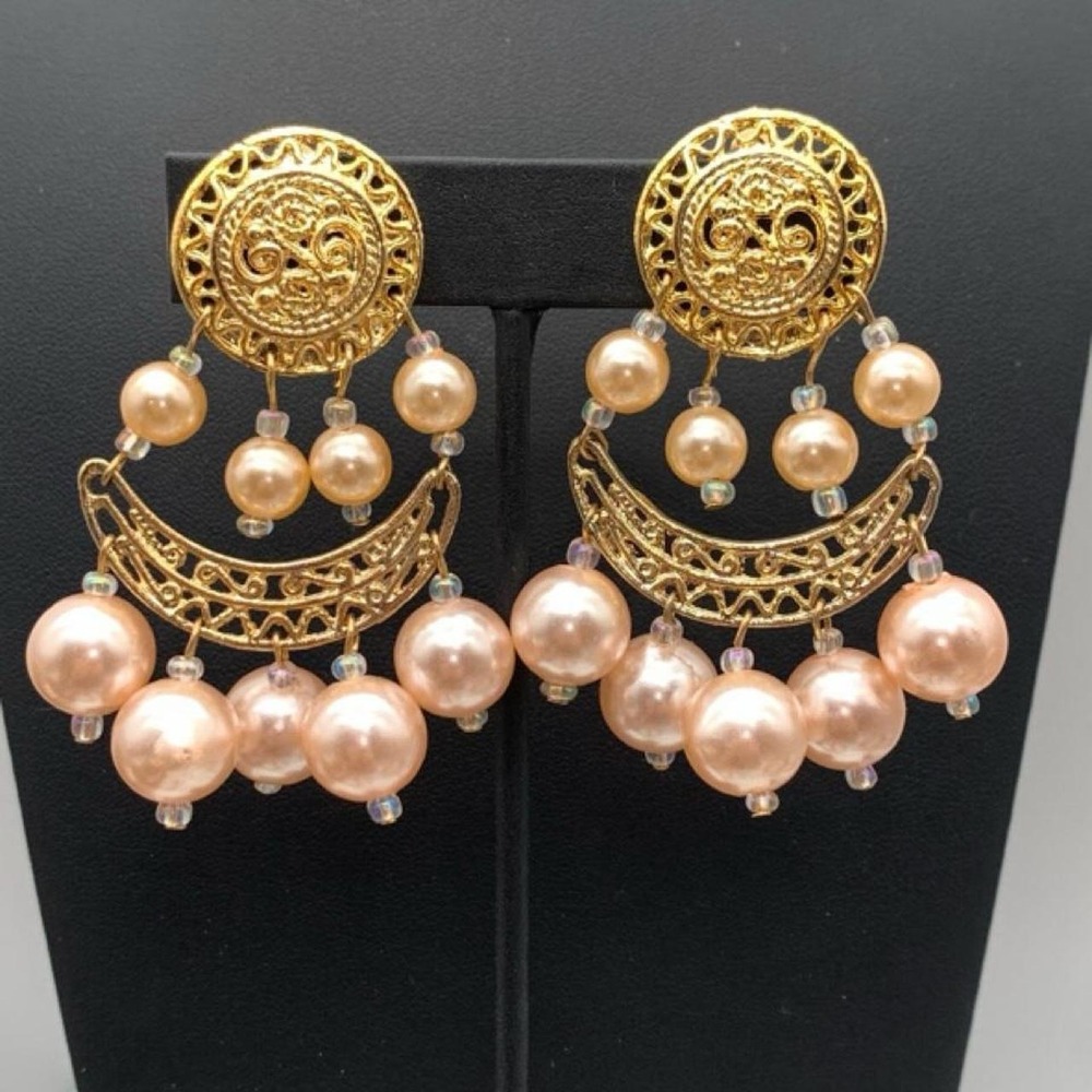 Gold tone filigree chandelier dangle clip on earrings with faux pink pearls‎